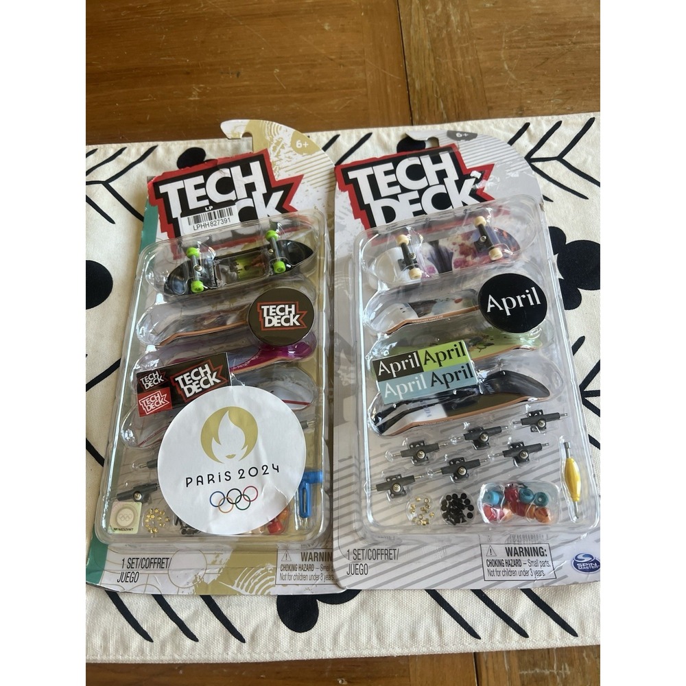 LOT OF 2 Tech deck flip four pack set Rare Design Real April Blind 4 Packs